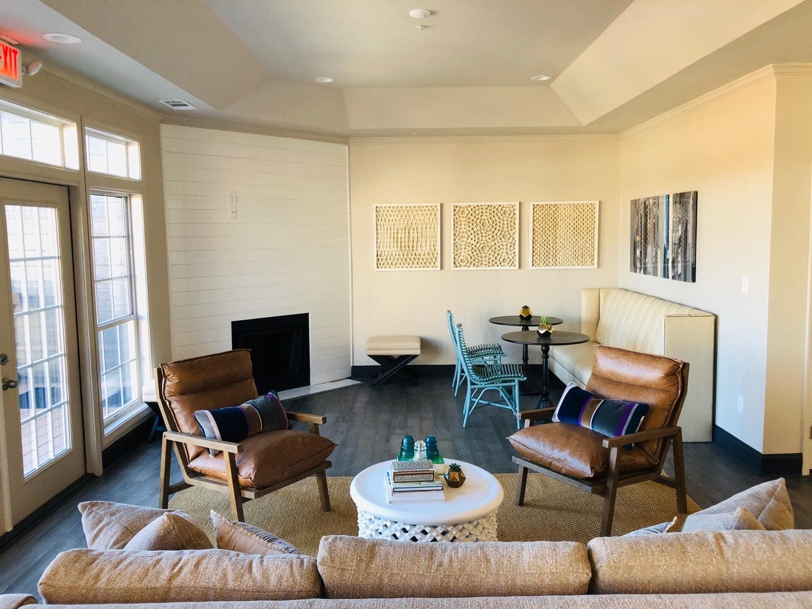 Clarion Apartments - Image 4